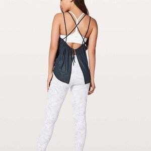 Lululemon Such A Cinch Tank Top Navy Bow Back Flowy Workout Yoga Racerback Rare